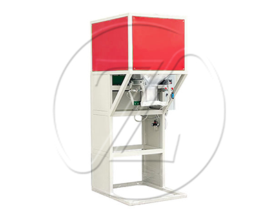 Quantitative granule packing machine